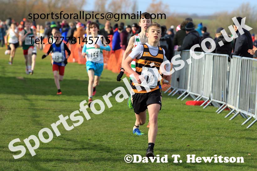 Boys under-13s 2022 Northern Cross Country Champs., Pontefract. Photo: David T. Hewitson/Sports for All Pics